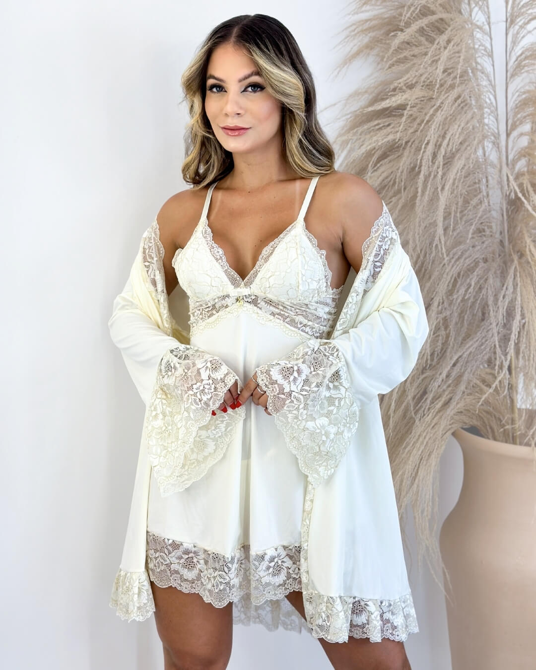 robe para noiva
robe noiva
NOIVA CAMISOLA
NOIVA
linha noite de luxo
linha noite
LINGERIE NOIVA
lingerie de luxo
LINGERIE
LADURRIE
JADORE
CONJUNTOS
Conjunto marfim
Conjunto J’adore - Camisola + Robe e Calcinha
camisolas noturna
camisolas
CAMISOLA NOIVA
camisola
