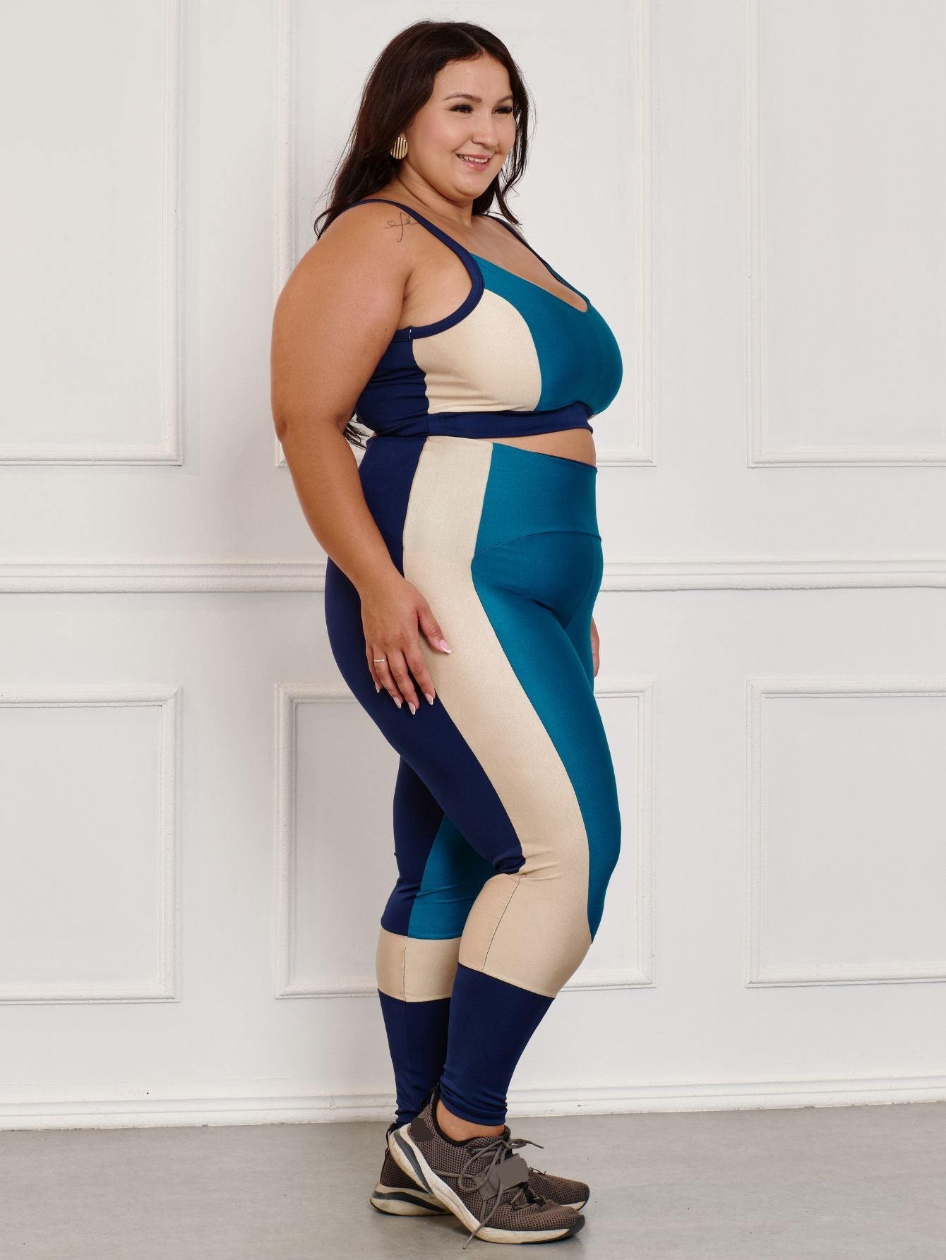 Conjunto Fitness Brilhoso Legging + Top S/bojo Plus Size