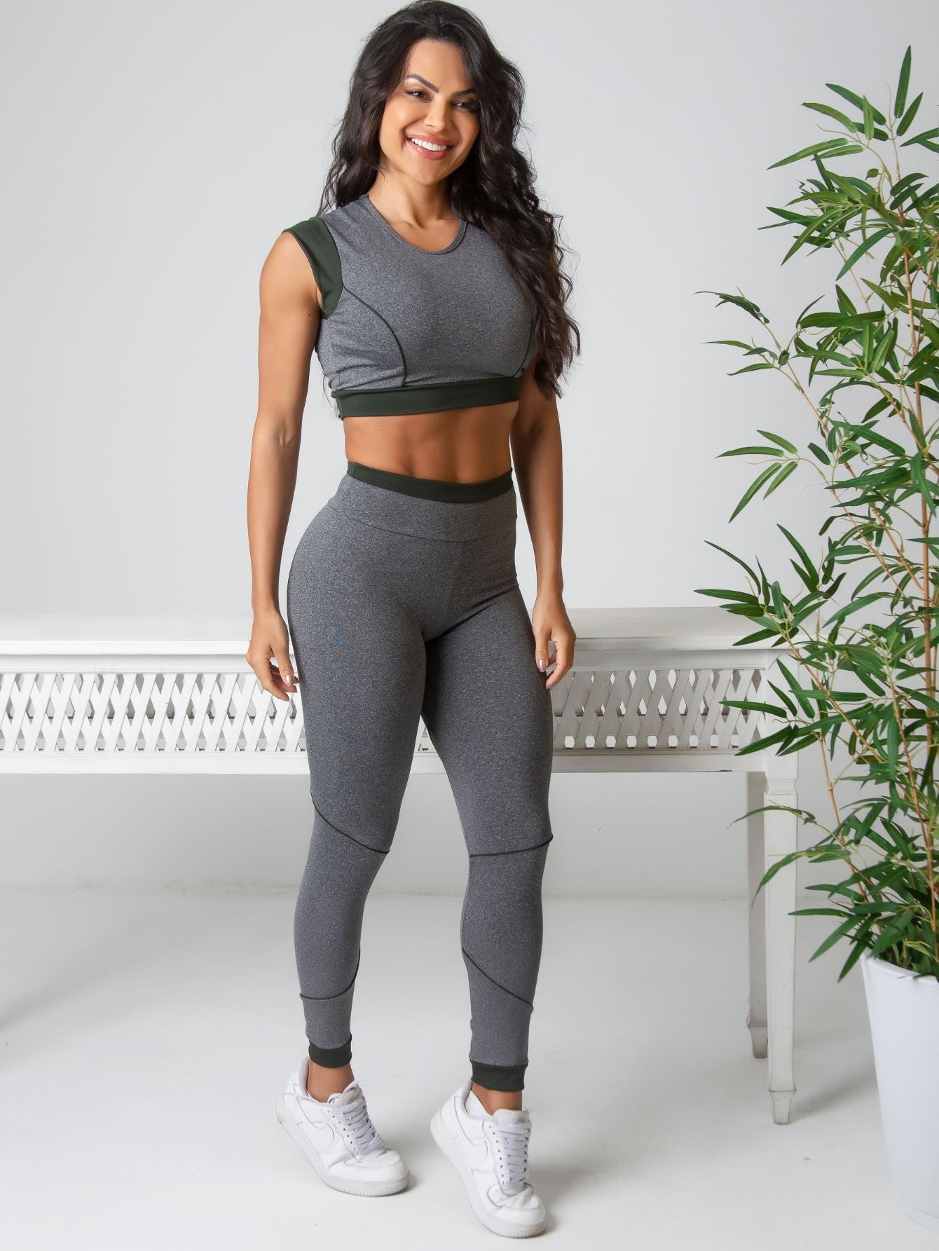 Conjunto Detalhe Vivo (Calça + Top S/Bojo)