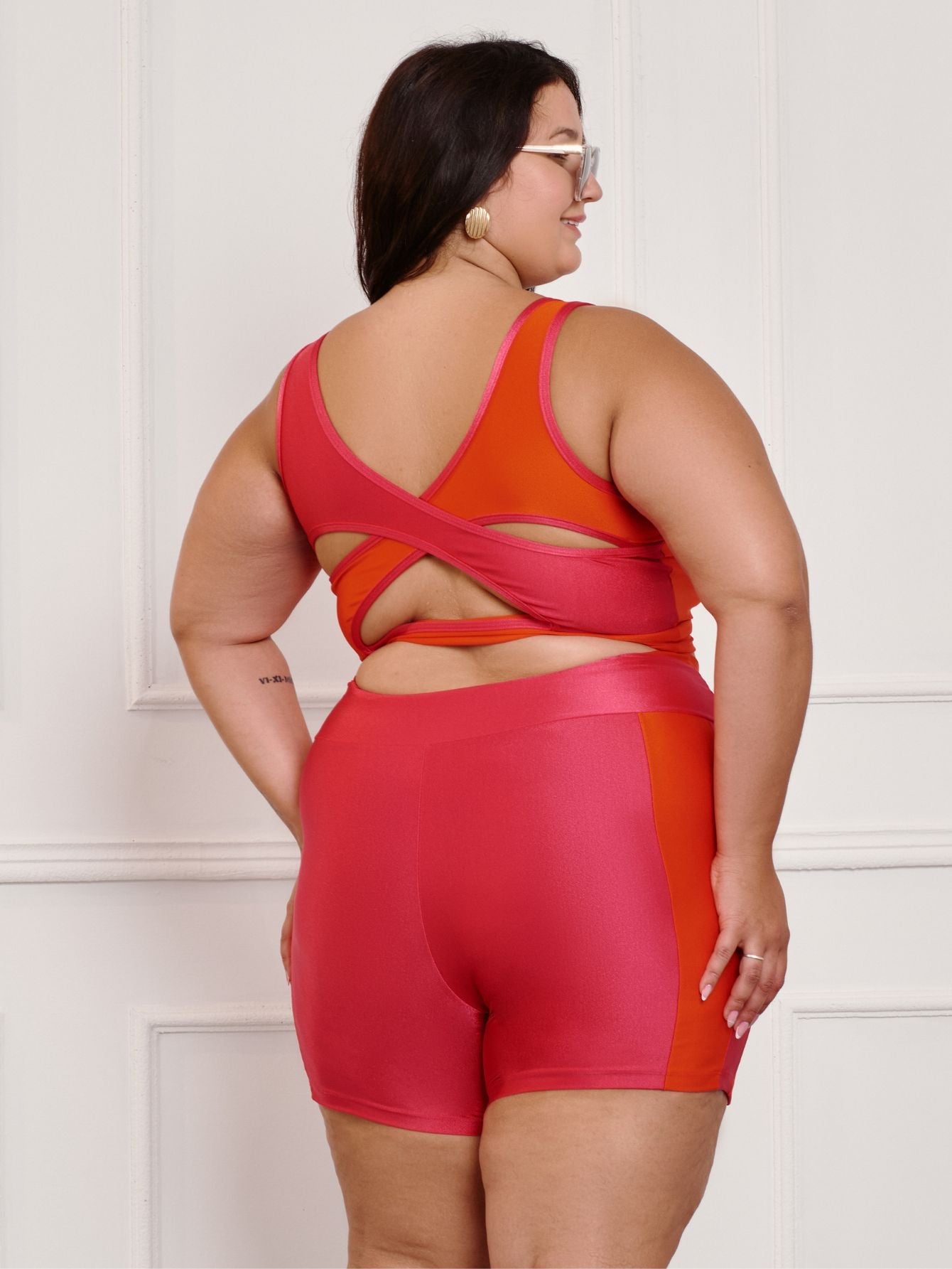Conjunto Fitness Brilhoso Bermuda + Top S/bojo Plus Size