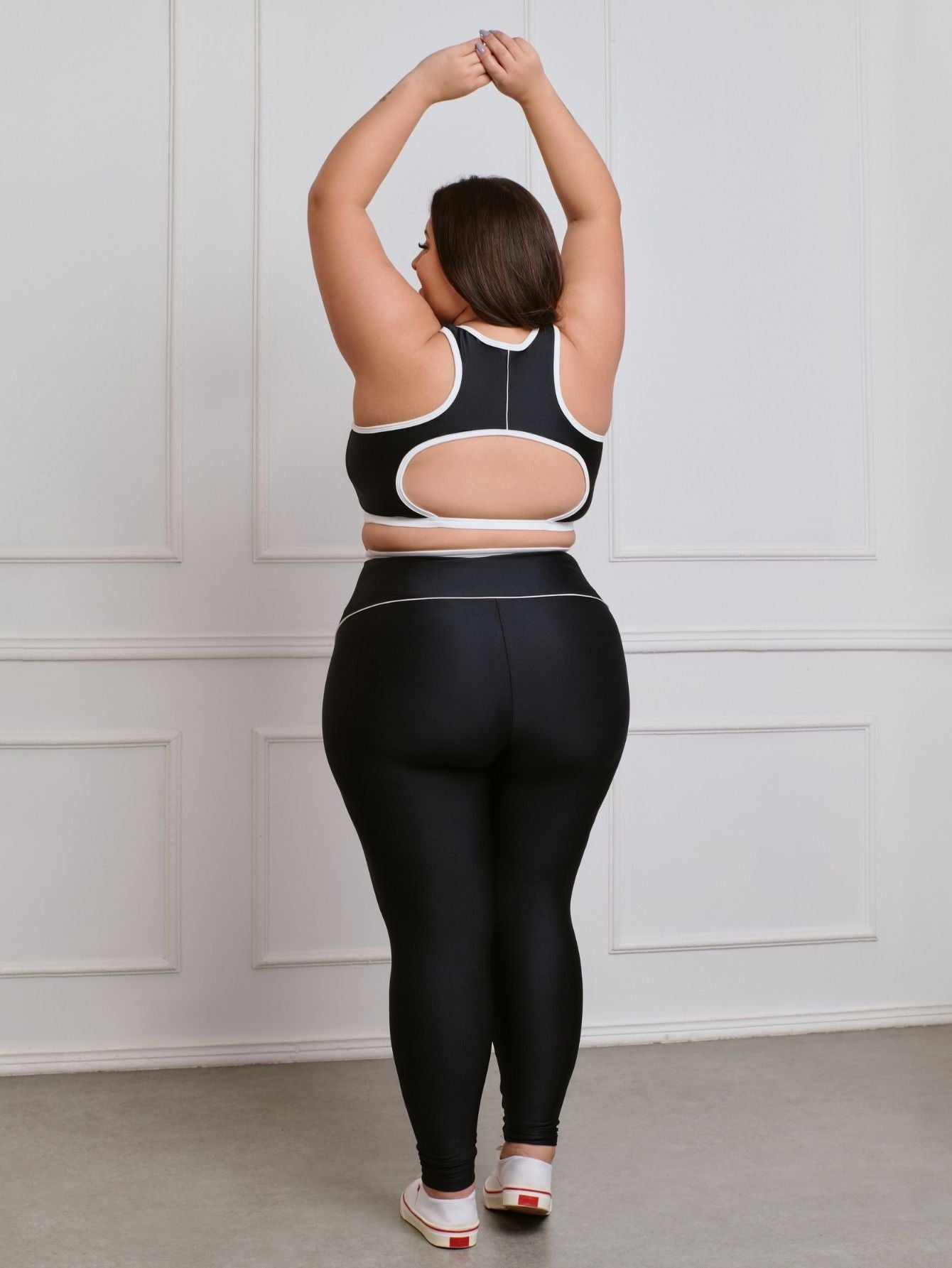 Conjunto Fitness Brilhoso Legging + Top S/bojo Plus Size