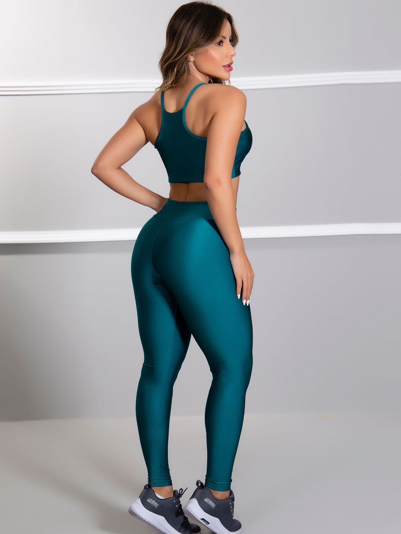 Conjunto Brilhoso (Calça + Top C/Bojo)