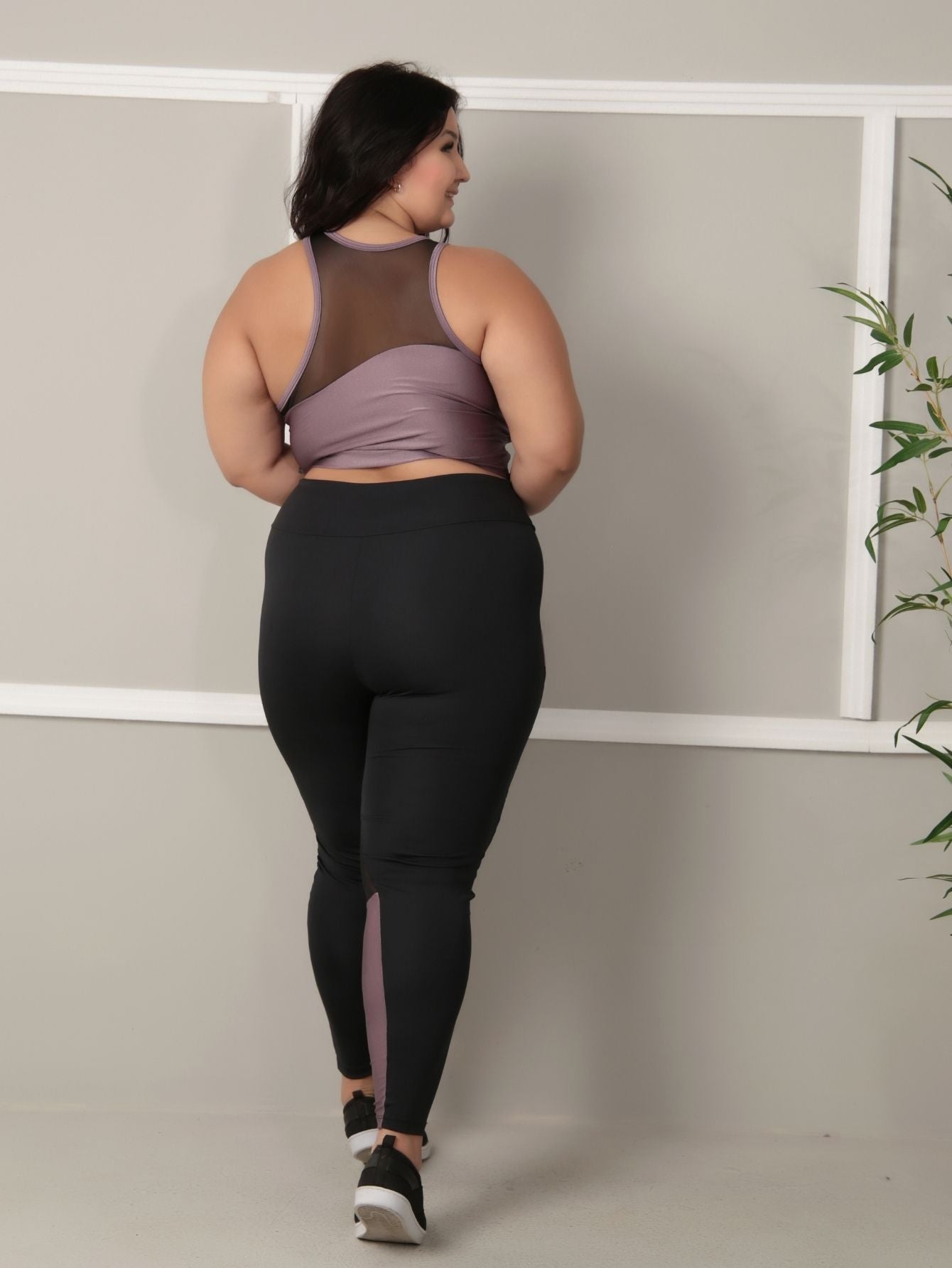 Conjunto Legging Detalhe em Tule + Top C/bojo Plus Size