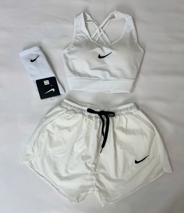 Conjunto 3 peças + Brinde surpresa