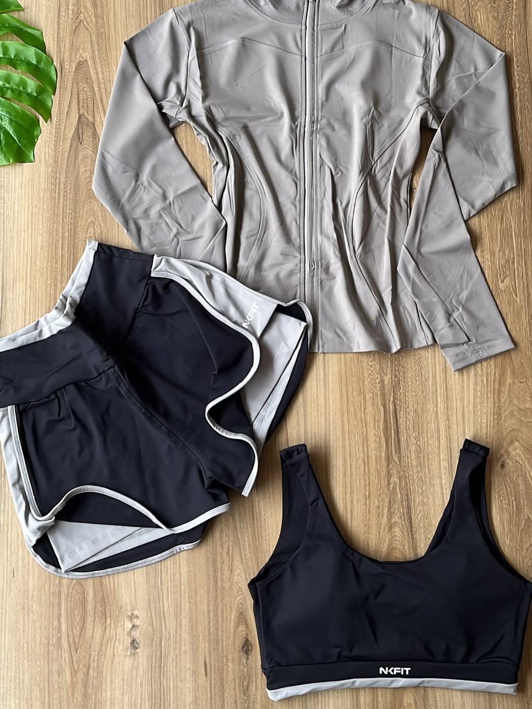 Trio Fitness- Top, short e jaqueta